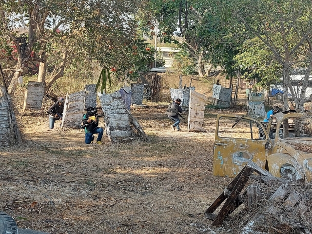 Campo de paintball en Zihuatanejo