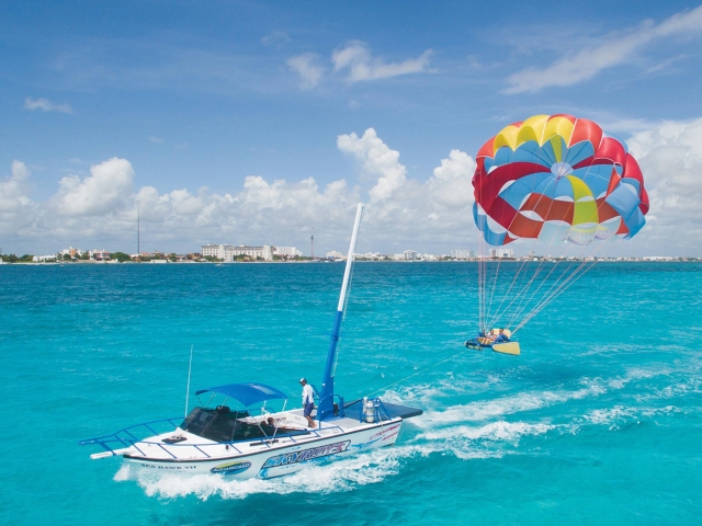 Aventura en parascending solo o acompañado