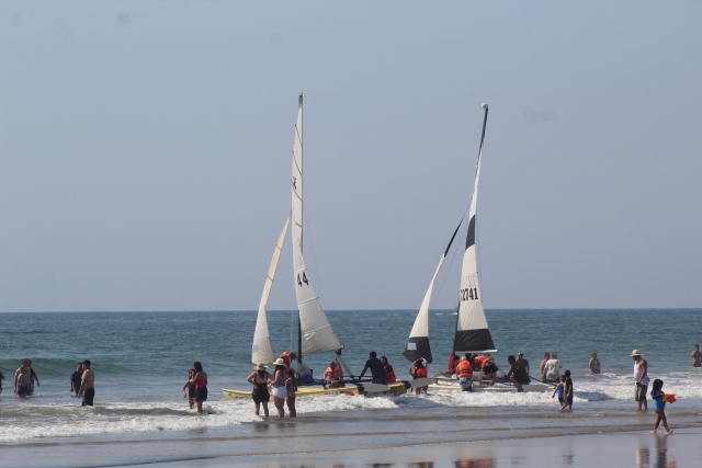 Paseo en barco vela en Mazatlán