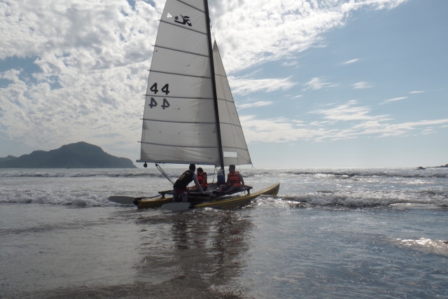 Barco tipo vela para dos en Mazatlán
