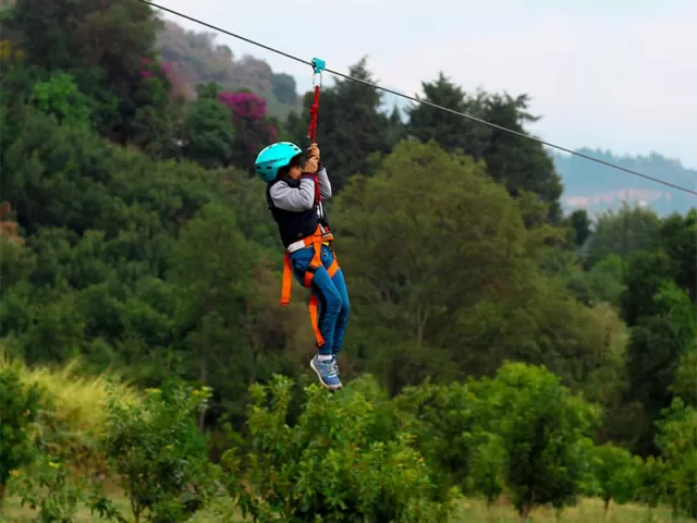 Acceso a parque con actividades en Tetela