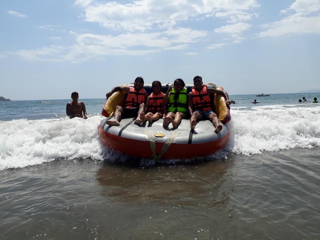 Llegada de sillón acuático a Playa Linda