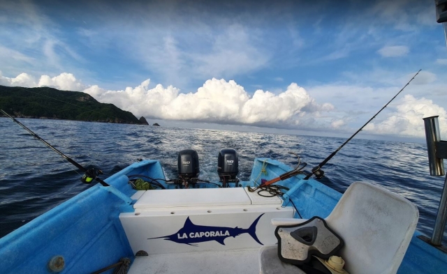 Paseo en lancha por Barra de Navidad