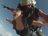 Salto en paracaídas en Ojos Negros a 11500 pies