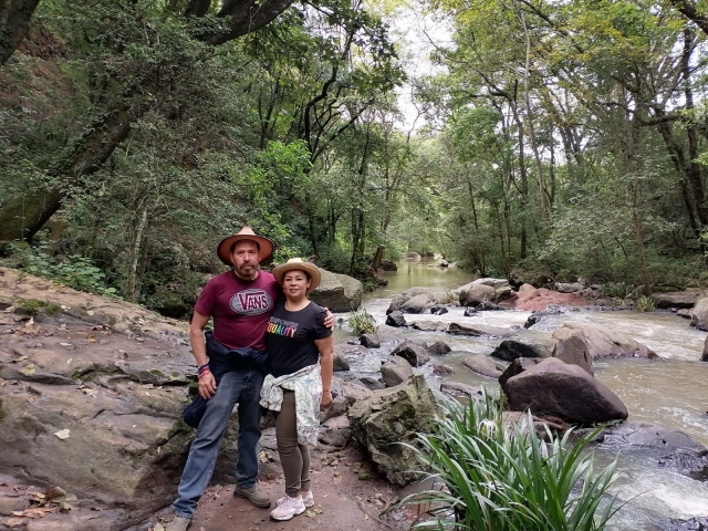 Caminando por el río