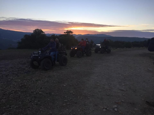 Visitas guiadas en quad por la noche