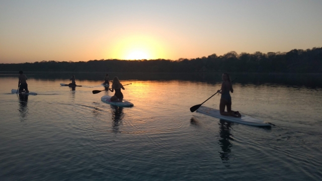 Amanecer en laguna