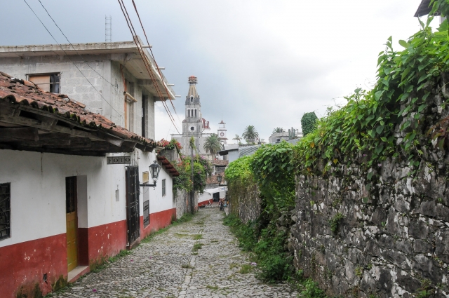 Callejonererererereres empedrados