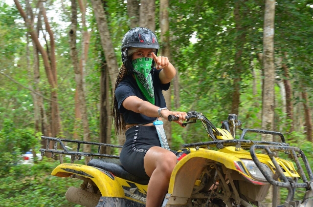 Visita guiada en cuatrimoto