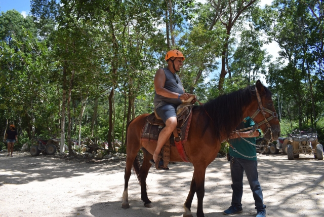 Comenzando la ruta a caballo