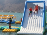 Parque acuático inflabte en Bahía Miramar 1 hora