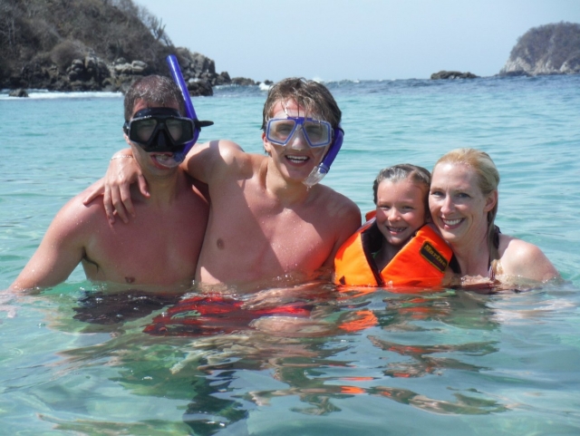 Nadando en familia