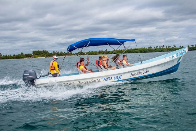 Lancha para visita guiada
