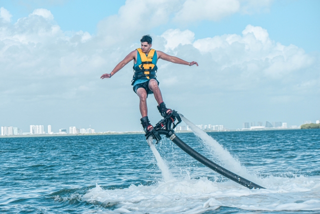 Volando en flyboard