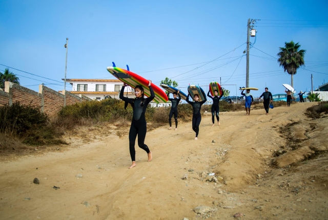 Camino a surfear