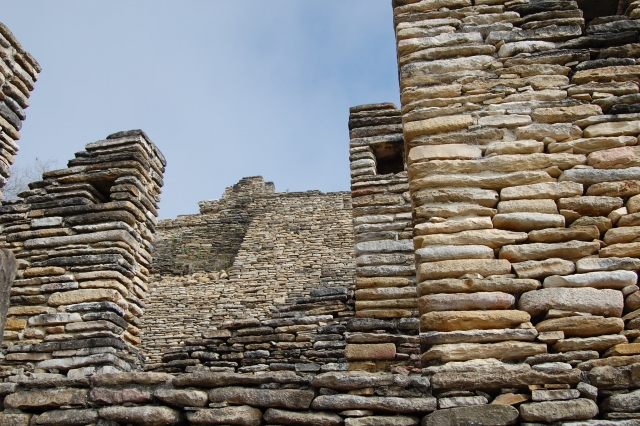Muros con rocas planas
