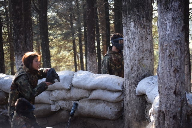 Muros y equipo de paintball