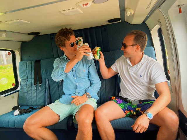 Brindando por el vuelo