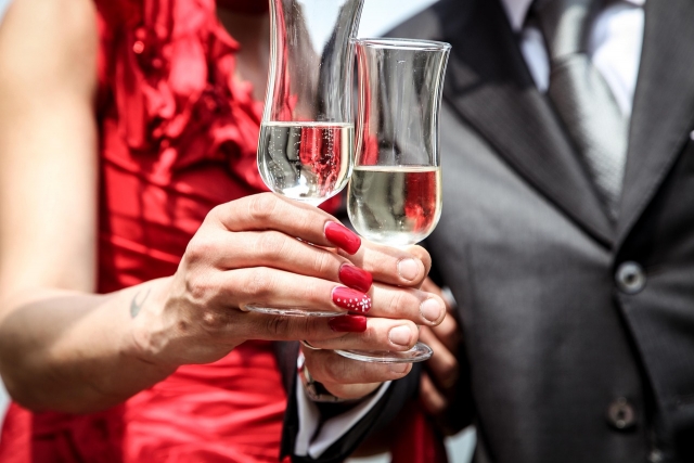 Brindis anillo de compromiso pedida de mano