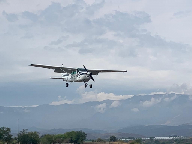 Avioneta cessna