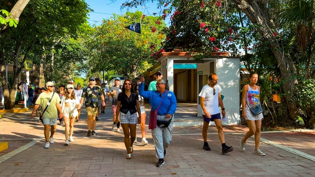 Caminando por Riviera Maya 