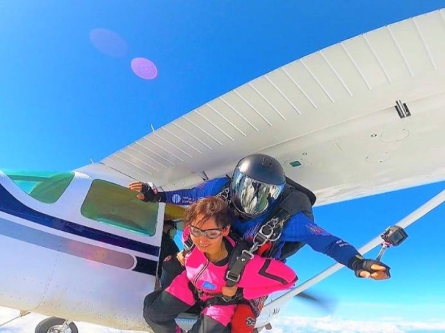 Lanzate desde una avioneta Lanzate desde una avioneta