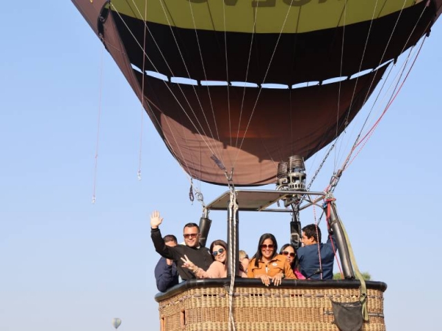 Viaje en globo con coffee break en Teotihuacán