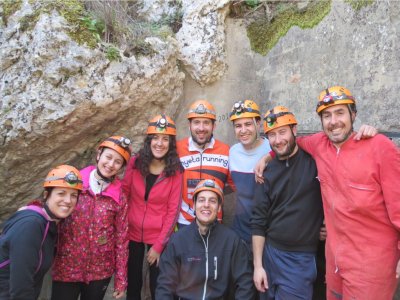 Espeleología en la Cueva de la Sarsa Valencia