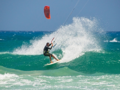 Surf con kite y paddle surf en Fuerteventura