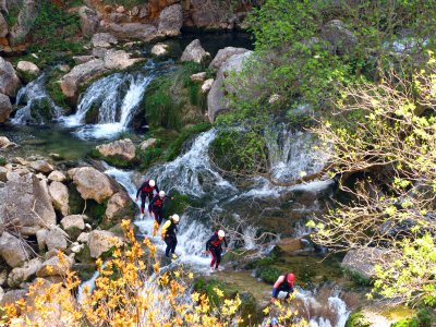 Barranquismo experto en Aguas del Buitre 6h