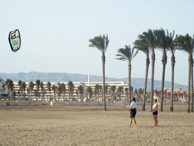 Curso kitesurf completo Almería con acreditación