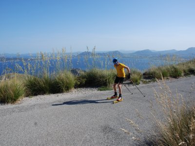 Rota guiada para Puerto de Pollensa em um rollerski