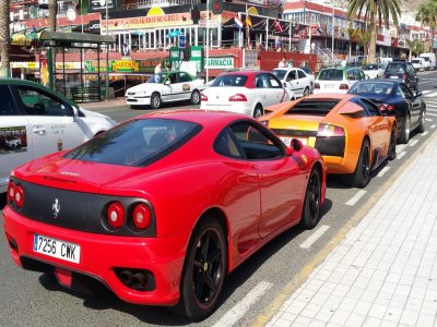 Conduce un ferrari y un lamborghini en Mogán