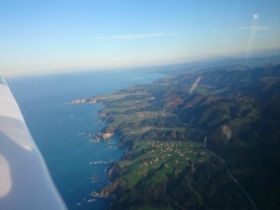 Volar en avioneta Aeródromo la Morgal 30 minutos