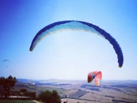 Comenzando el vuelo en parapente