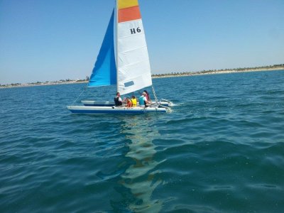 Alquiler de catamarán en playa de Camarón 10h