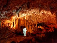  Vistas impressionantes na caverna 