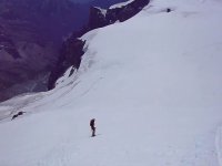  Cross-country skiing in the center of the Peninsula 