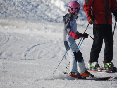 Clase colectiva de esquí en Baqueira para niños 3h