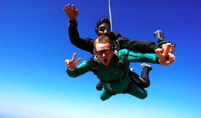  Lancio con il paracadute a Leiria 