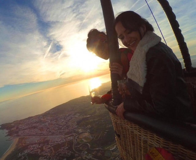  Über die Algarveküste im Heißluftballon