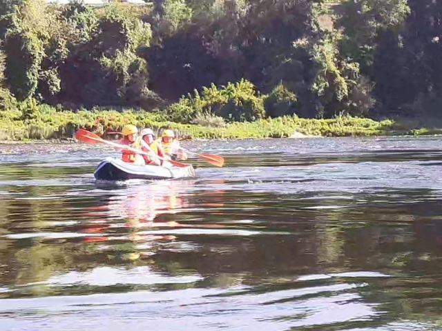  Caiaque no rio
