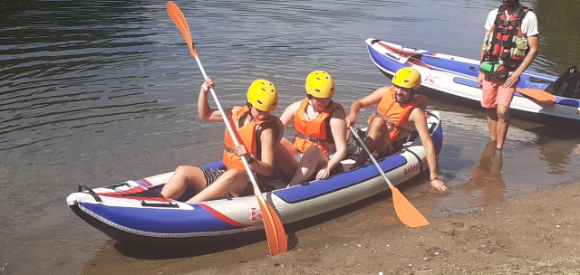  Na jangada fazendo Rafting por Melgaço 