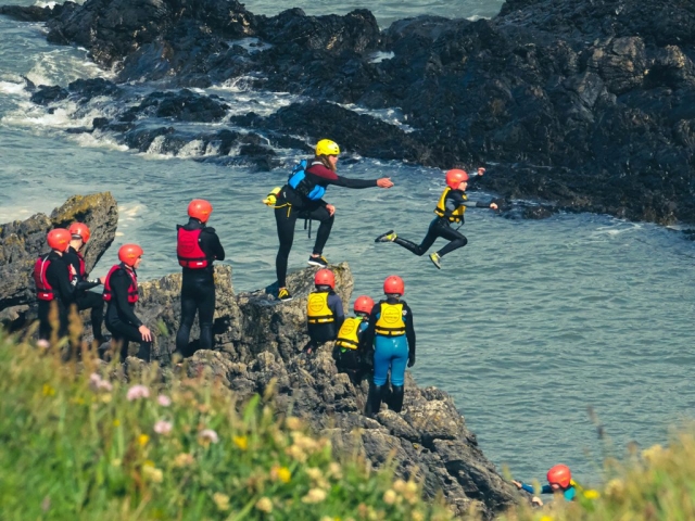  Coasteering in Arrábida 