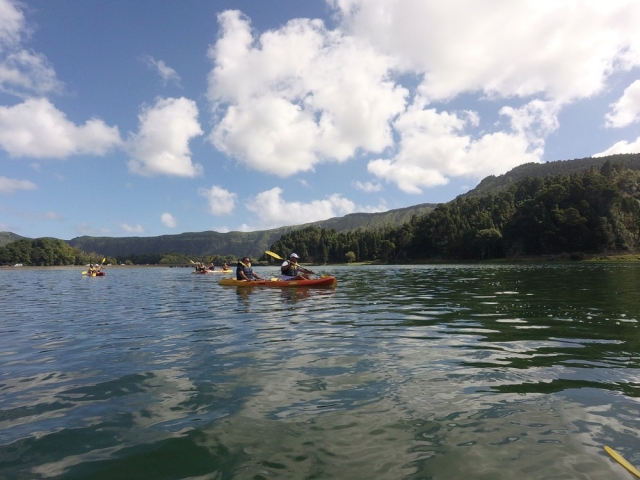 Las Furnas in canoa 