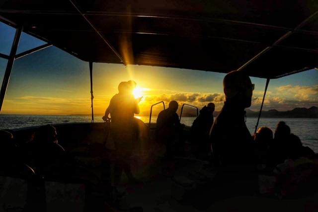  Sonnenuntergang auf dem Boot