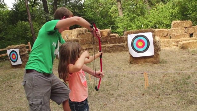  Archery for children 