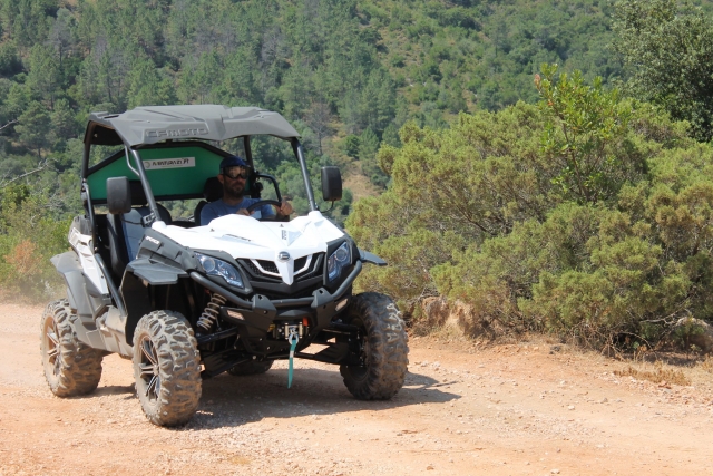 Con un buggy por el Algarve