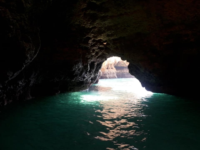  Höhlen der Algarve 