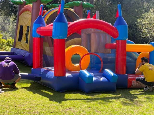  Inflating the castle 